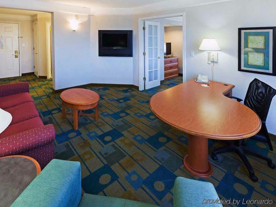 La Quinta By Wyndham Oklahoma City - Nw Expwy Esterno foto
